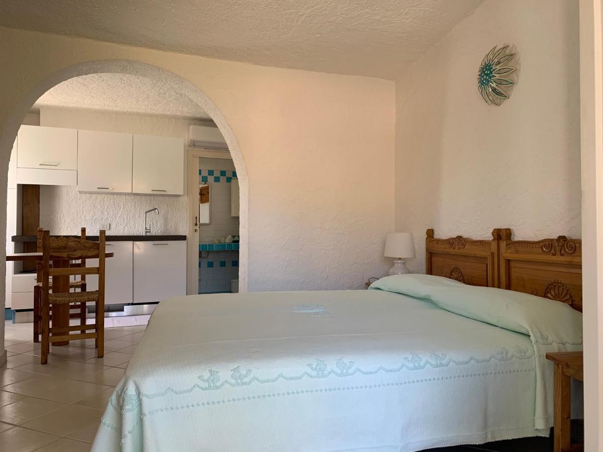 Hotel Punta Est Baja Sardinia Luaran gambar