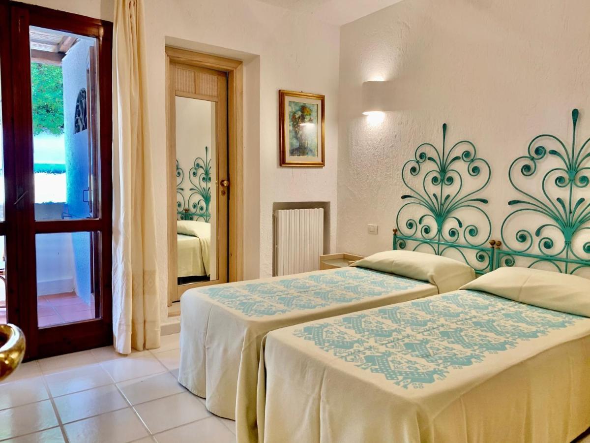 Hotel Punta Est Baja Sardinia Luaran gambar