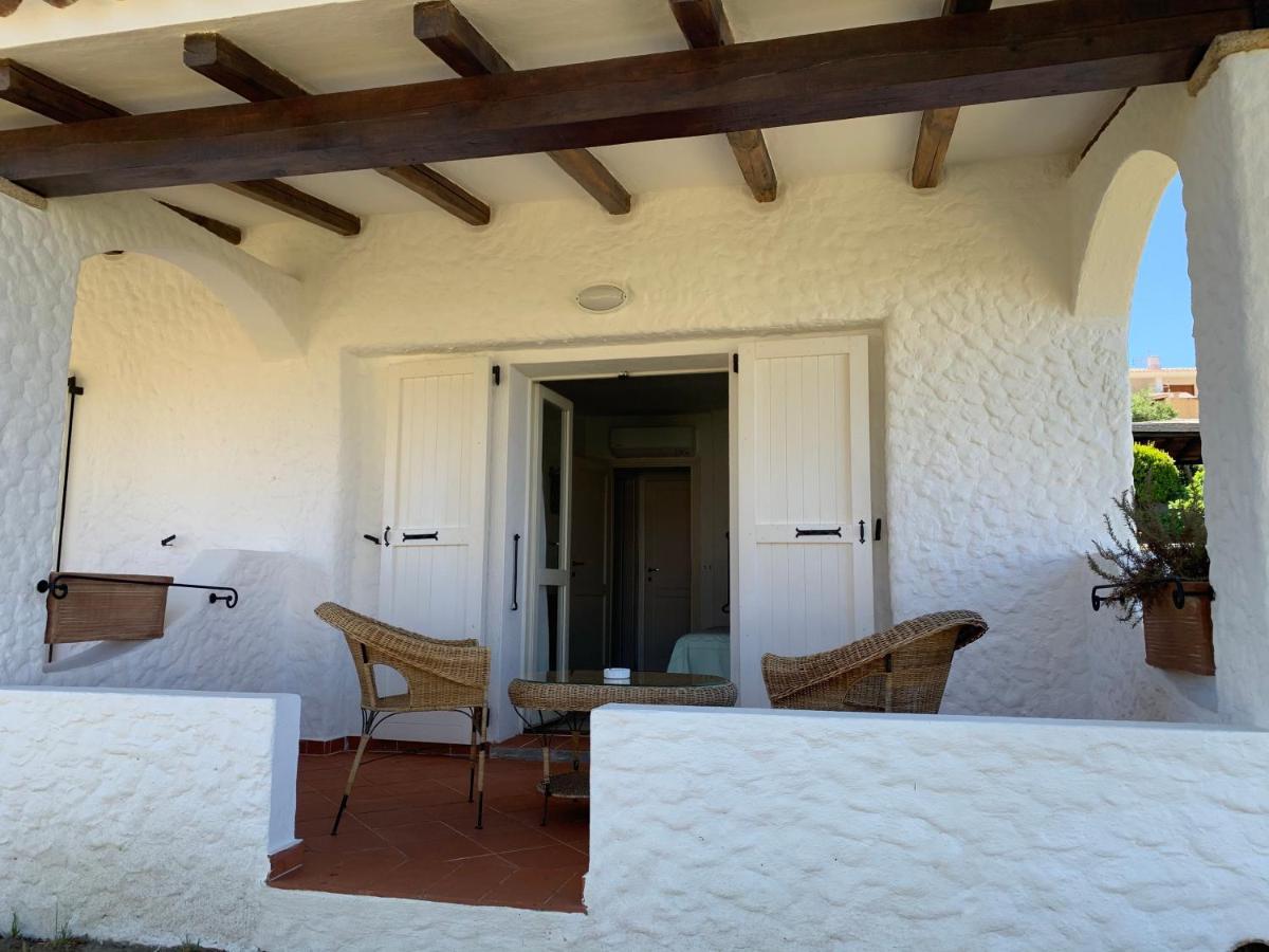Hotel Punta Est Baja Sardinia Luaran gambar